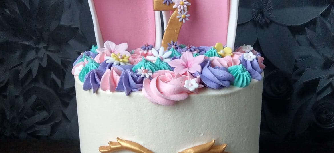 Bunny cake by Sugar Swirls & Sprinkles